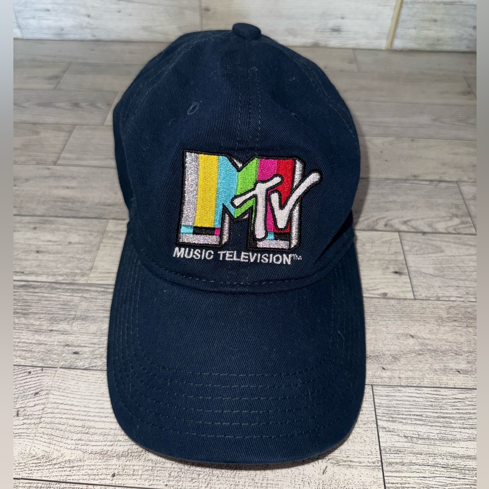 MTV 2019 Logo Hat, Unisex, Vintage Retro Style Curved Bill Adjustable Navy Blue